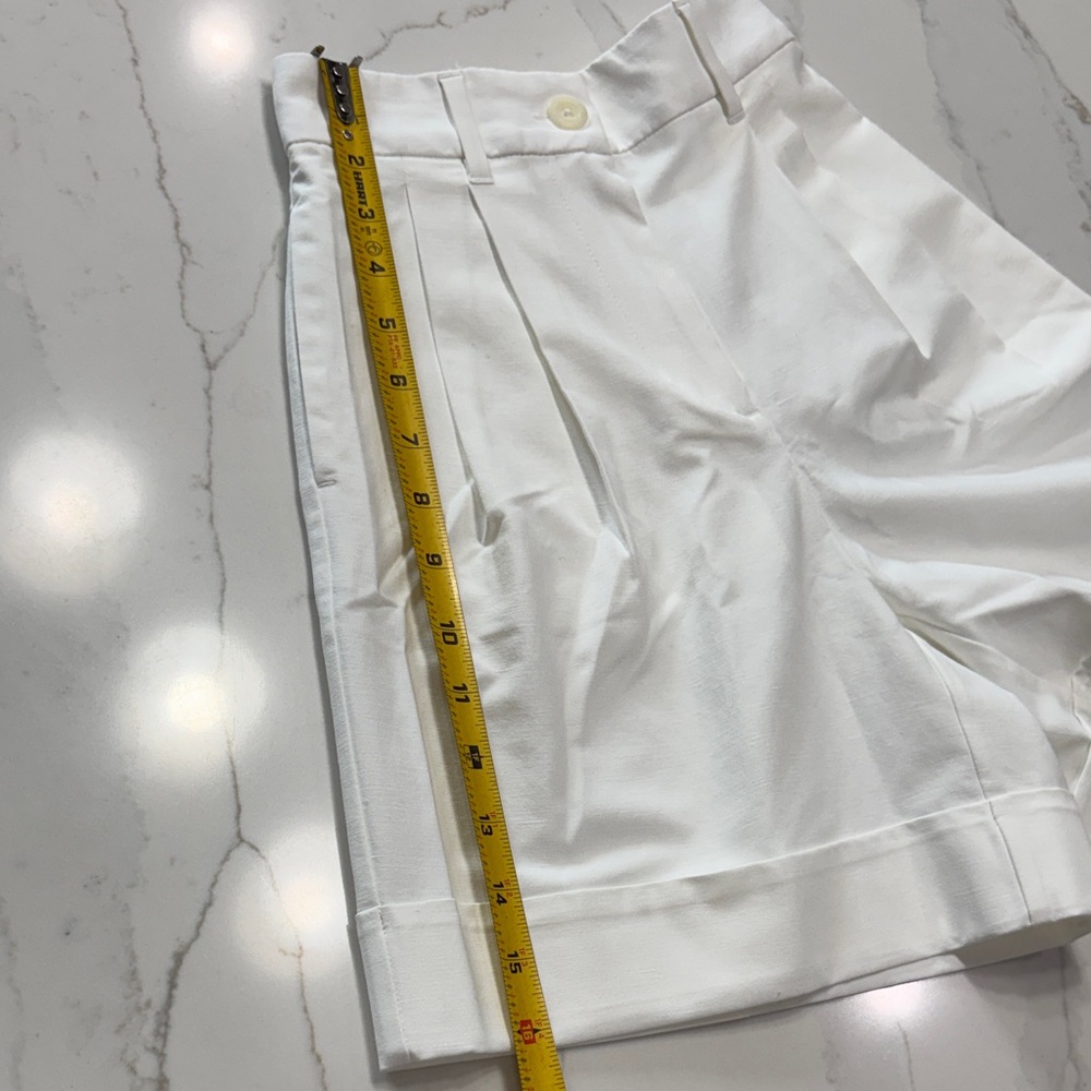 lululemon athletica White Women Shorts - Picture 11 of 11